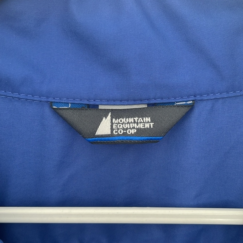 MEC Lightweight Jacket - Picture 2 of 7